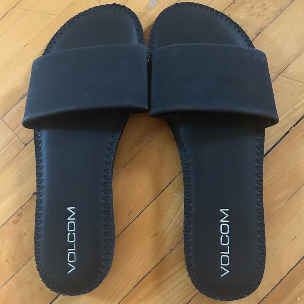 Volcom sandles - NEVER WORN